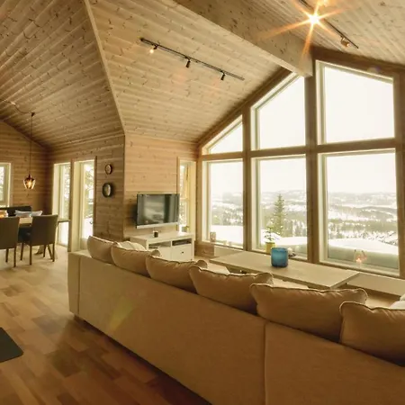 Four Bedroom Holiday In بيت للعطل