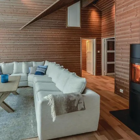 بيت للعطل Four Bedroom Holiday In Evje
