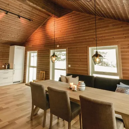 Four Bedroom Holiday In *